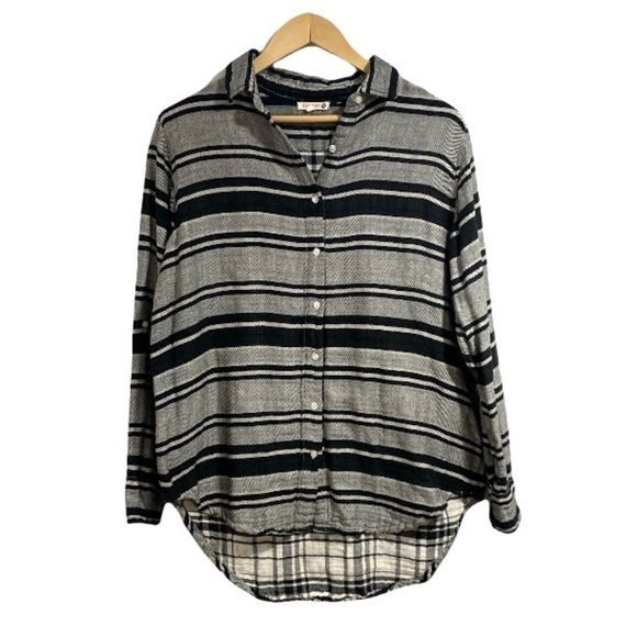Sundry striped flannel plaid interior button up soft small gently‎ worn - Picture 1 of 3